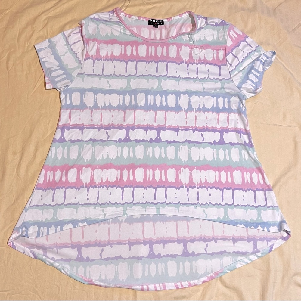 Multi colored shirt